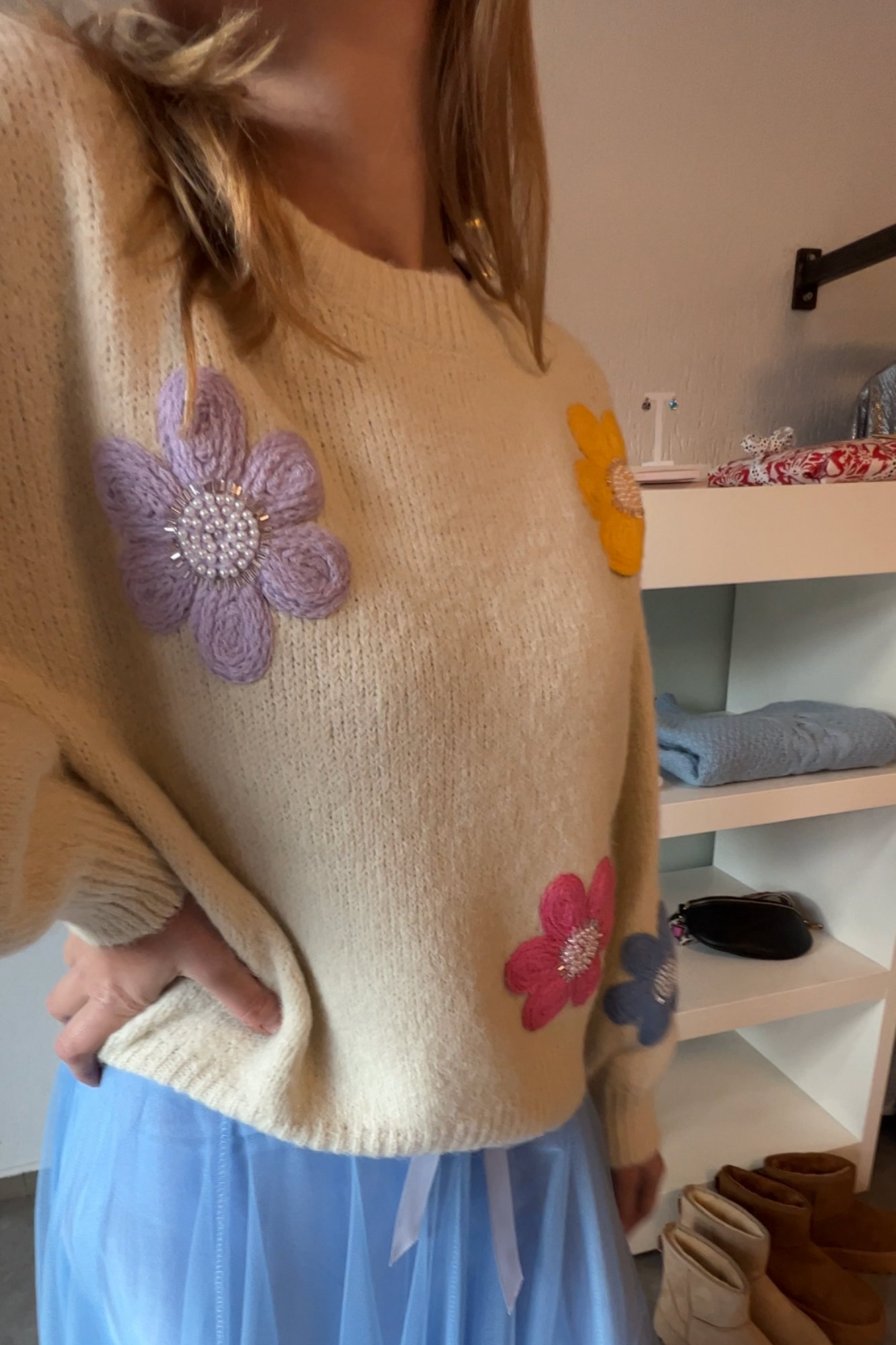 Image Cami sweater flowers