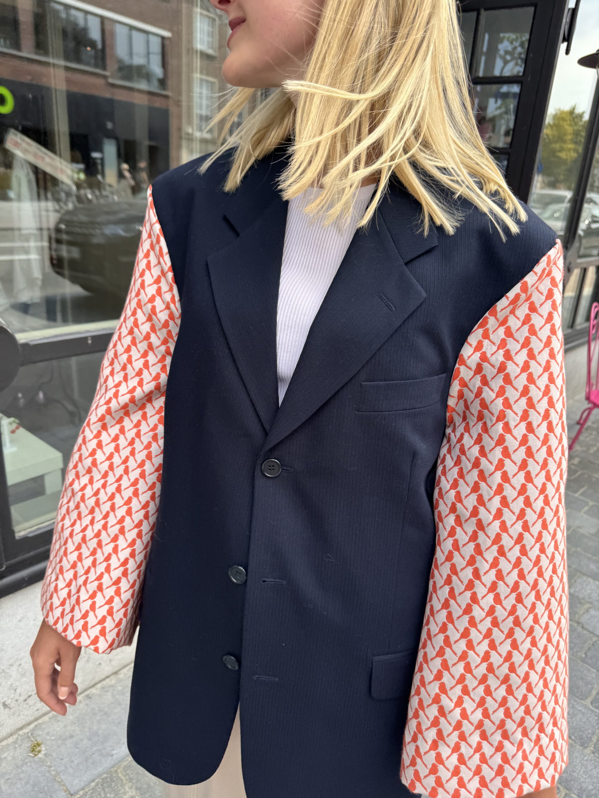 Image Renée blazer blauw/orange bird M/L